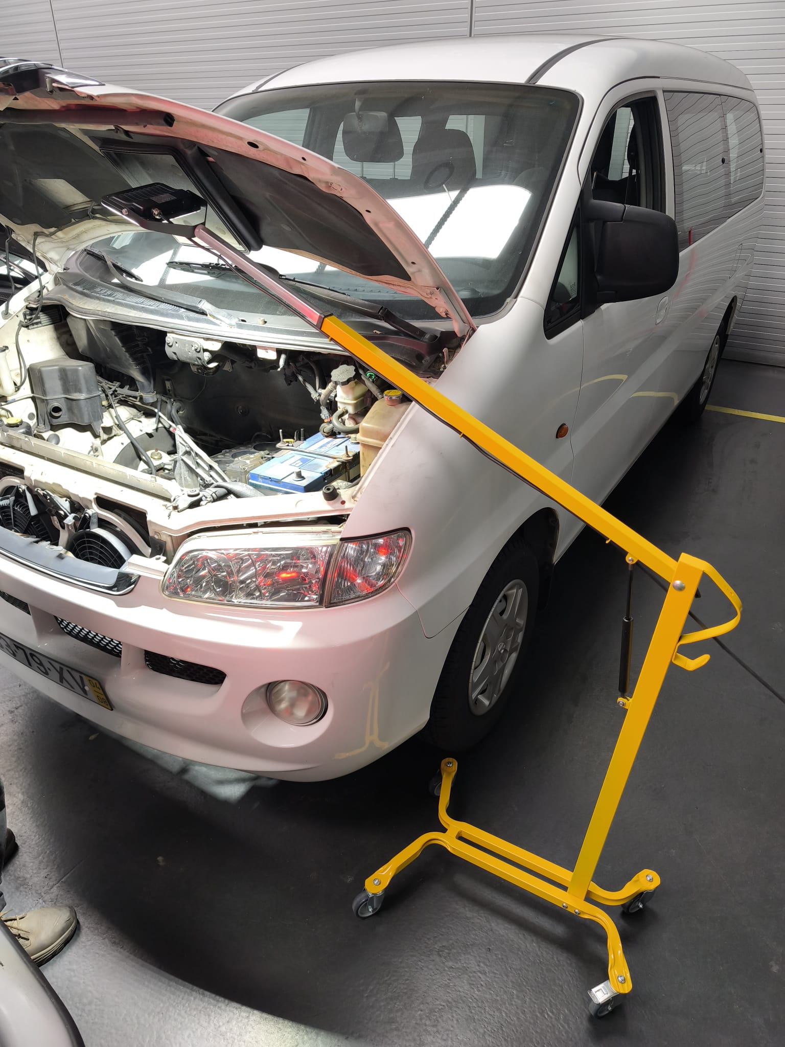 Projetor LED 220V Extensível e Móvel – Iluminação Profissional "Mãos Livres" - Image 5